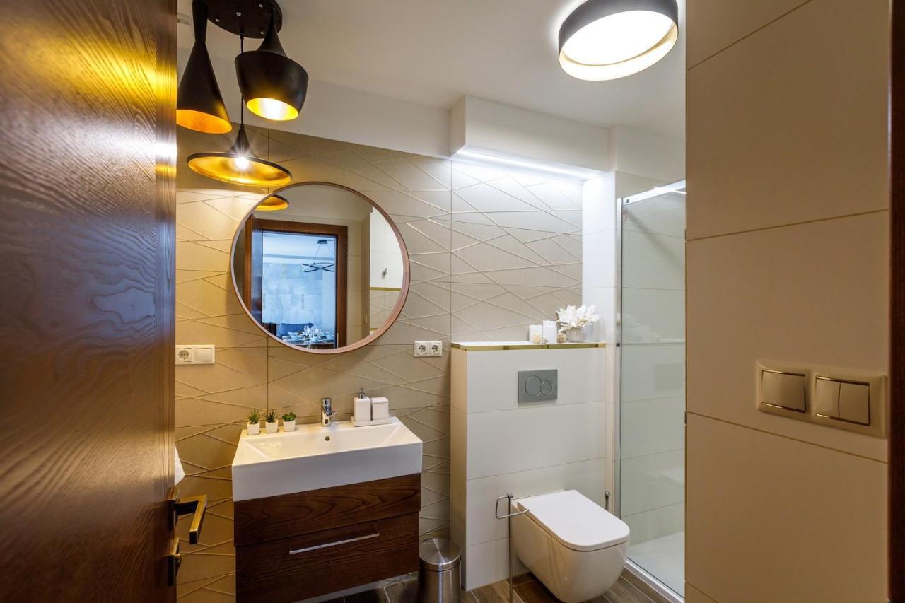 Royal Cafe Apartman Keszthely Exteriér fotografie