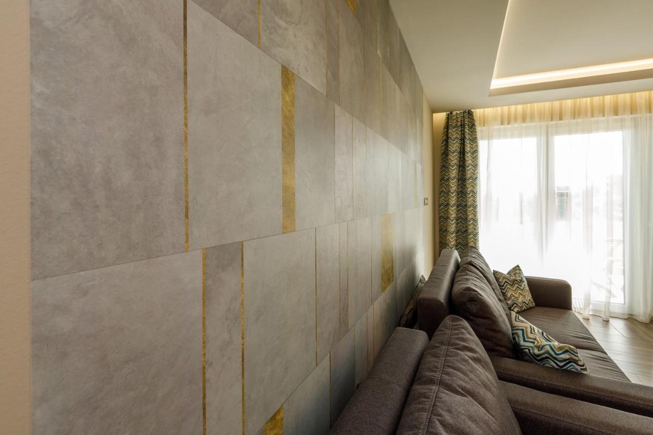 Royal Cafe Apartman Keszthely Exteriér fotografie